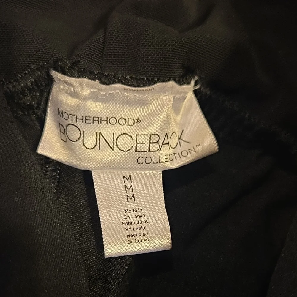 Motherhood Bounceback Black Leggings - Picture 3 of 6
